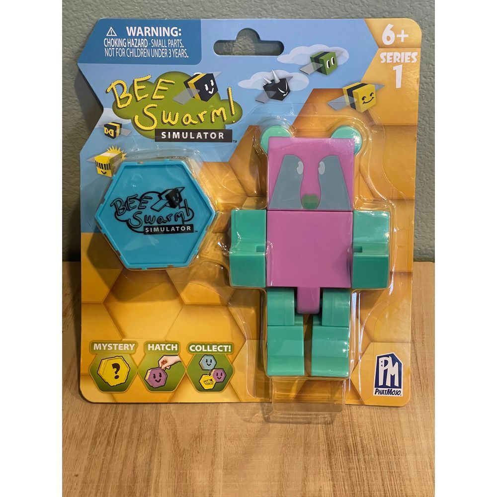 Bee Swarm Simulator Series 1 Gummy Bear Action Figure Pack – New in Box - Picture 5 of 8